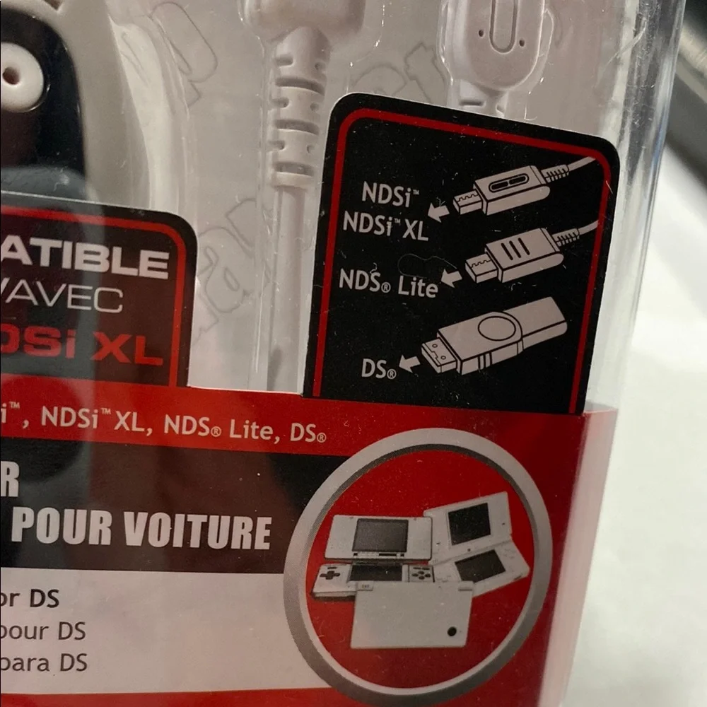 Nintendo DS car Adapter NDSi NDS Lite Charger NEW Game Stop NIP White new